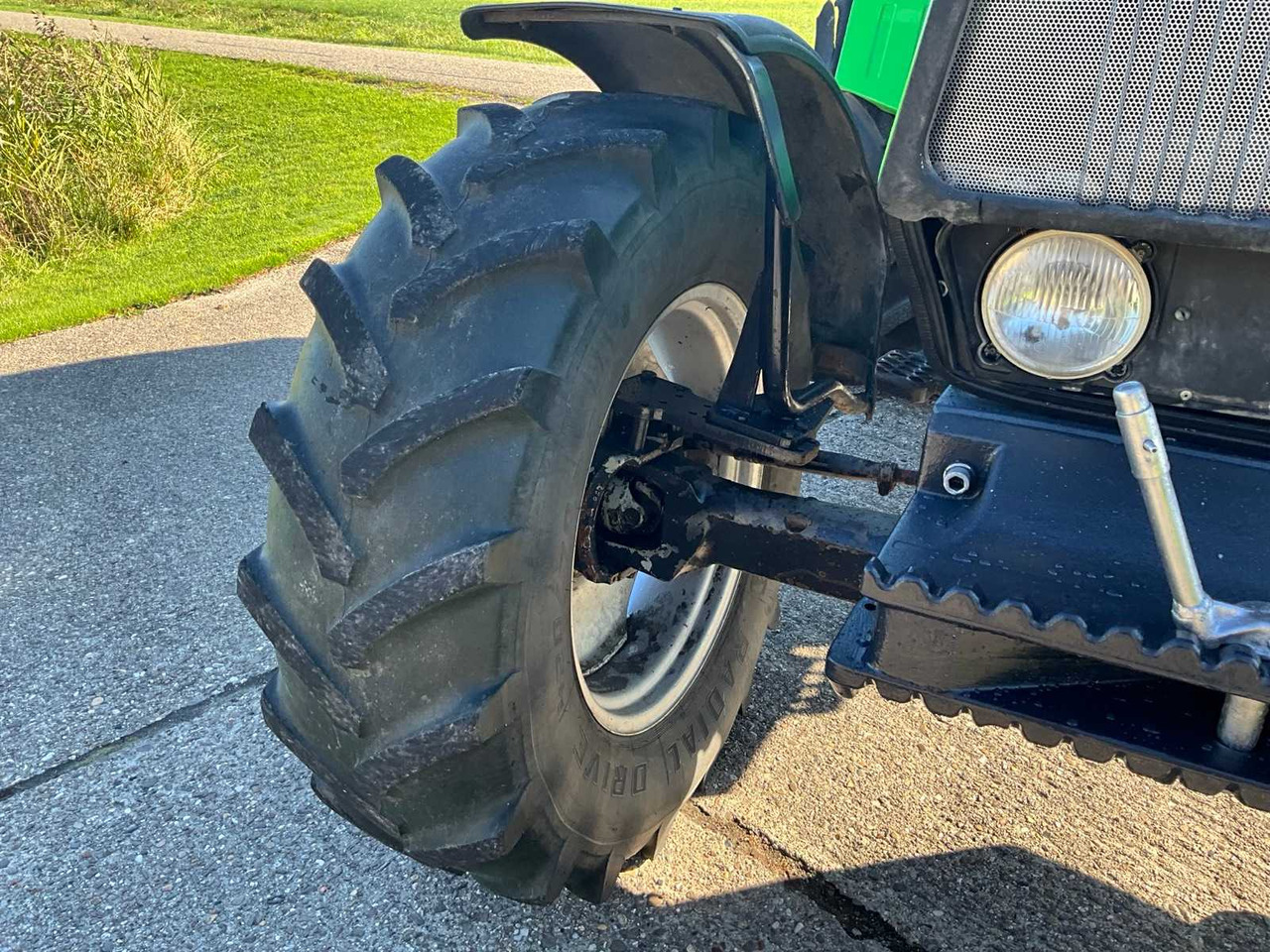Tractor Deutz-fahr DX 6.30: foto 14
