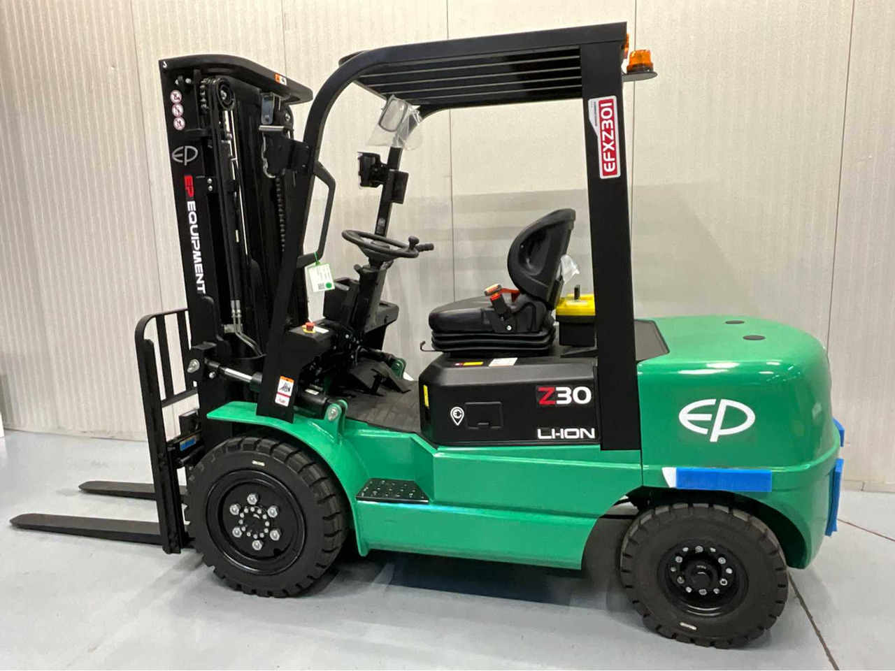 EP - EFXZ-301-H - 4.8M TRIPLEX, LI-ION, FREE-LIFT, SIDE-SHIFT - FORKLIFT - Carretilla elevadora: foto 3 EP - EFXZ-301-H - 4.8M TRIPLEX, LI-ION, FREE-LIFT, SIDE-SHIFT - FORKLIFT - Carretilla elevadora: foto 3