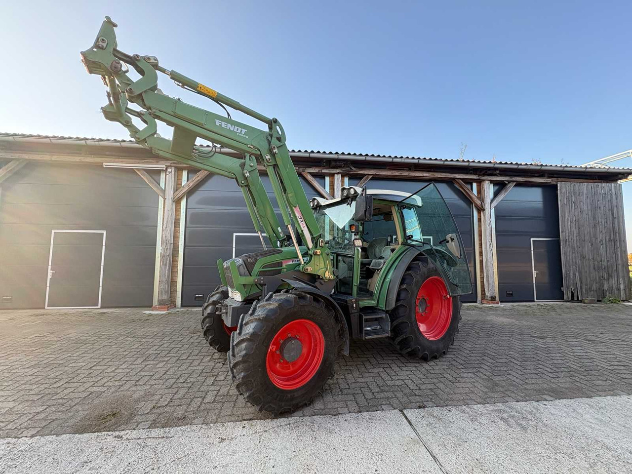 Fendt 209 S Vario - Tractor: foto 1 Fendt 209 S Vario - Tractor: foto 1