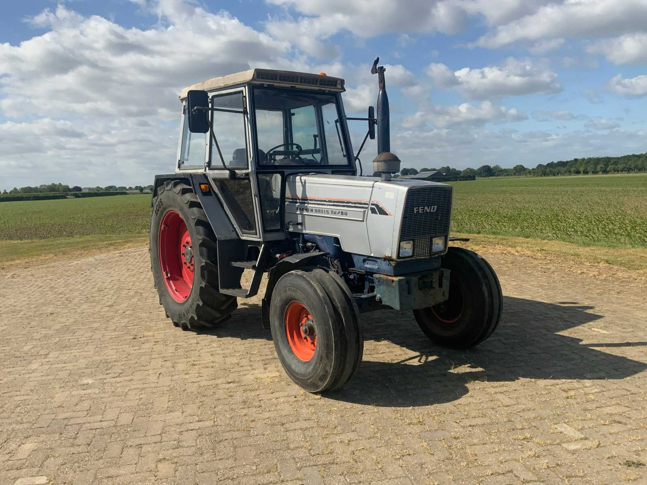 Fendt 309/900 LS Turbumatic - Tractor: foto 2 Fendt 309/900 LS Turbumatic - Tractor: foto 2