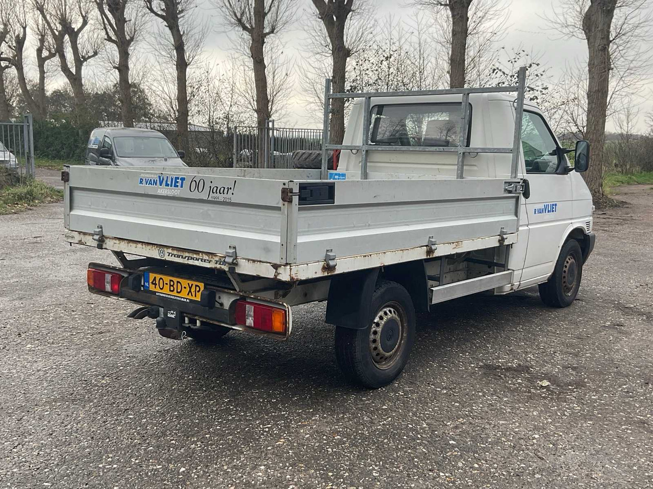 2002 VOLKSWAGEN TRANSPORTER 2.5 TDI 292 COMMERCIAL VEHICLE - Furgoneta: foto 3 2002 VOLKSWAGEN TRANSPORTER 2.5 TDI 292 COMMERCIAL VEHICLE - Furgoneta: foto 3