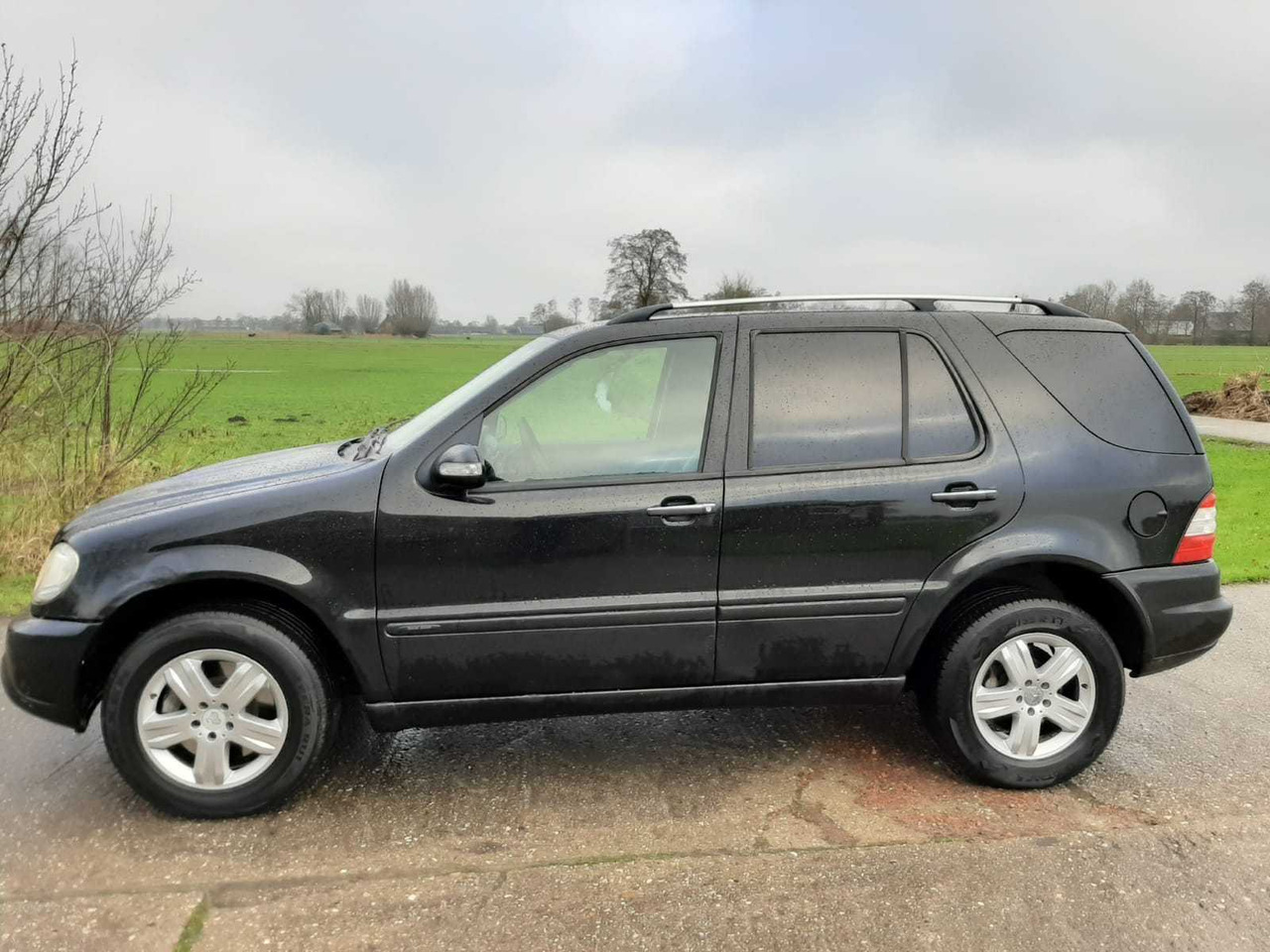 2004 MERCEDES-BENZ M-CLASS ML 270 CDI COMMERCIAL VEHICLE - Furgoneta: foto 3 2004 MERCEDES-BENZ M-CLASS ML 270 CDI COMMERCIAL VEHICLE - Furgoneta: foto 3