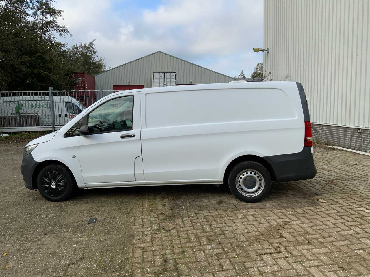 2015 MERCEDES-BENZ VITO COMMERCIAL VEHICLE - Furgoneta: foto 2 2015 MERCEDES-BENZ VITO COMMERCIAL VEHICLE - Furgoneta: foto 2