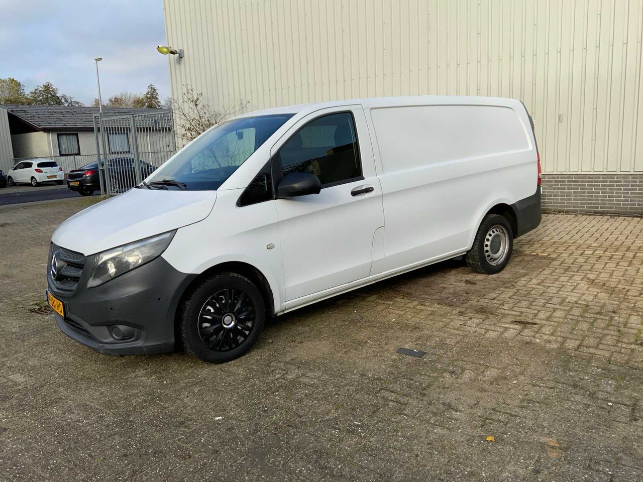 2015 MERCEDES-BENZ VITO COMMERCIAL VEHICLE - Furgoneta: foto 1 2015 MERCEDES-BENZ VITO COMMERCIAL VEHICLE - Furgoneta: foto 1
