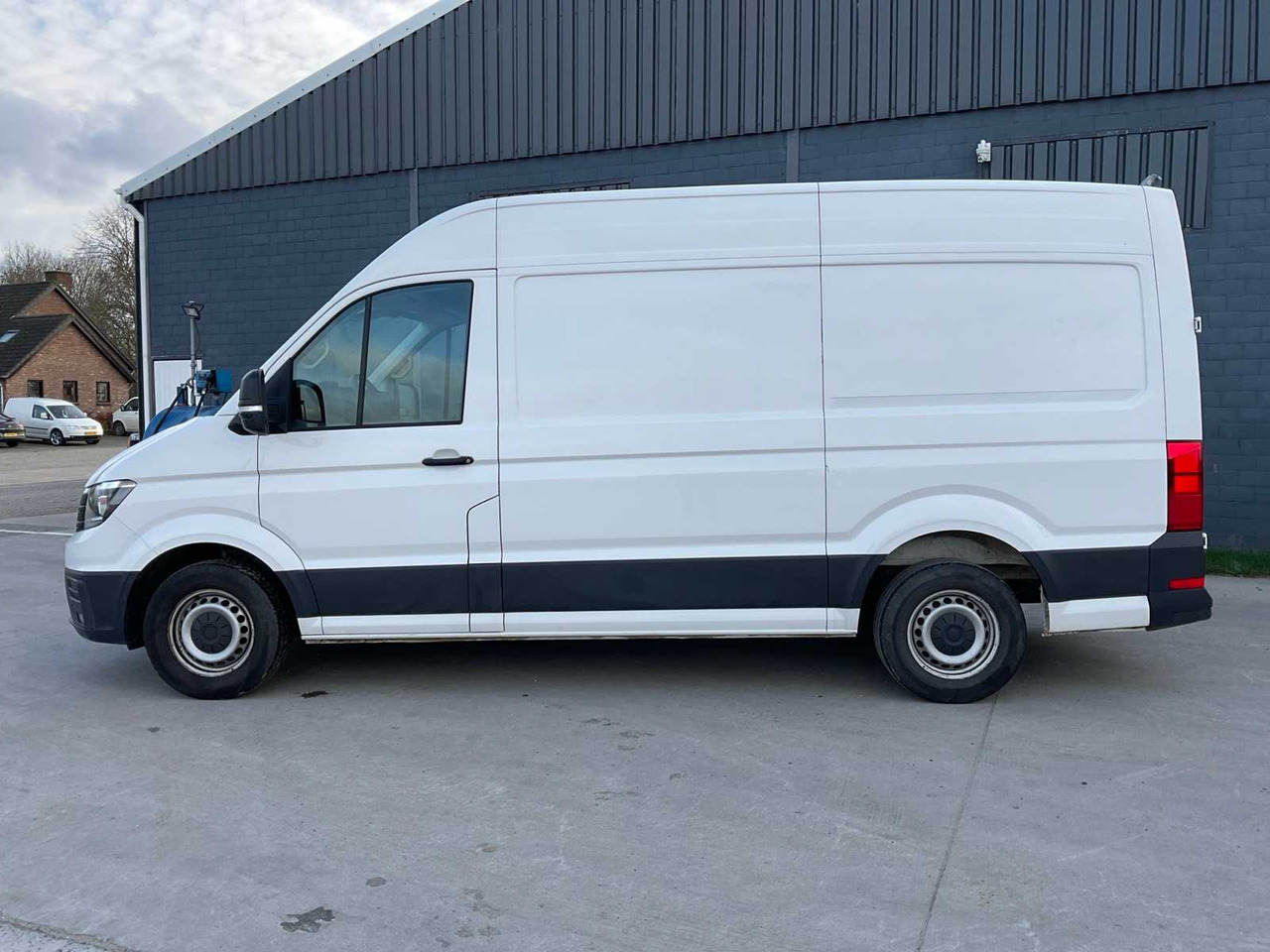 2018 VOLKSWAGEN CRAFTER COMMERCIAL VEHICLE (ENGINE DEFECTIVE) - Furgoneta: foto 2 2018 VOLKSWAGEN CRAFTER COMMERCIAL VEHICLE (ENGINE DEFECTIVE) - Furgoneta: foto 2