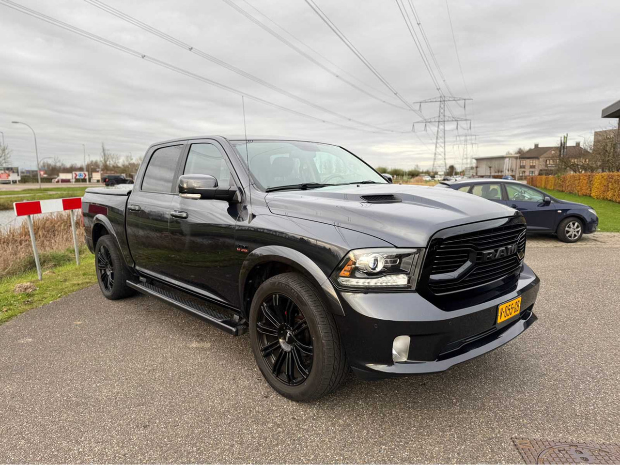 DODGE - RAM 1500 SPORT - 5.7 V8 QC - COMMERCIAL VEHICLE - Furgoneta: foto 4 DODGE - RAM 1500 SPORT - 5.7 V8 QC - COMMERCIAL VEHICLE - Furgoneta: foto 4