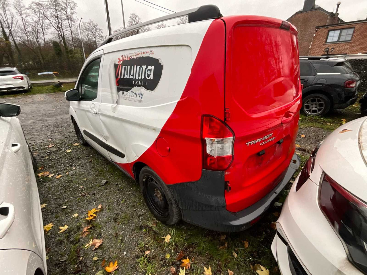 FORD TRANSIT COURIER VAN - Furgoneta: foto 3 FORD TRANSIT COURIER VAN - Furgoneta: foto 3