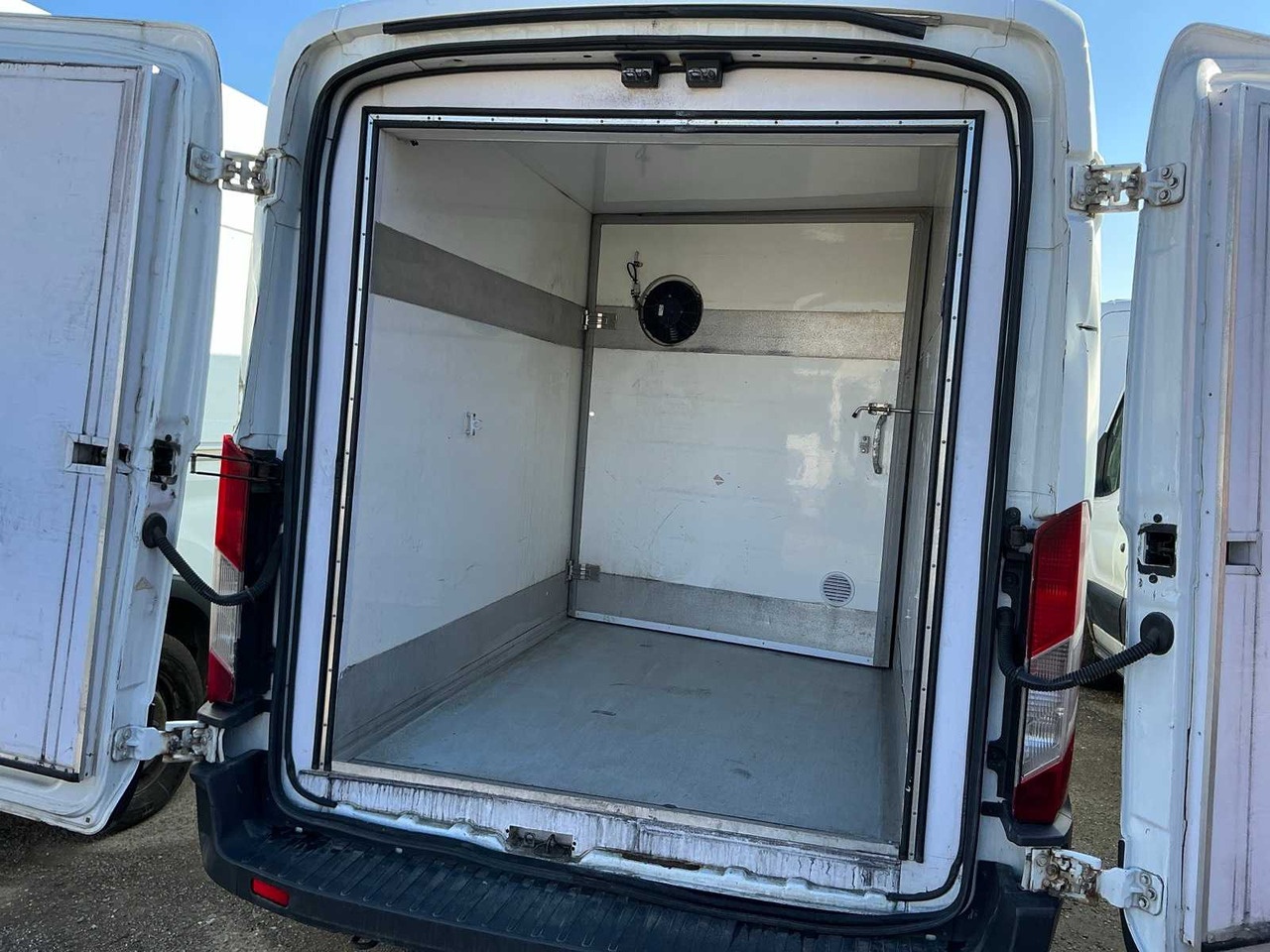 FORD TRANSIT VAN - Furgoneta: foto 4 FORD TRANSIT VAN - Furgoneta: foto 4