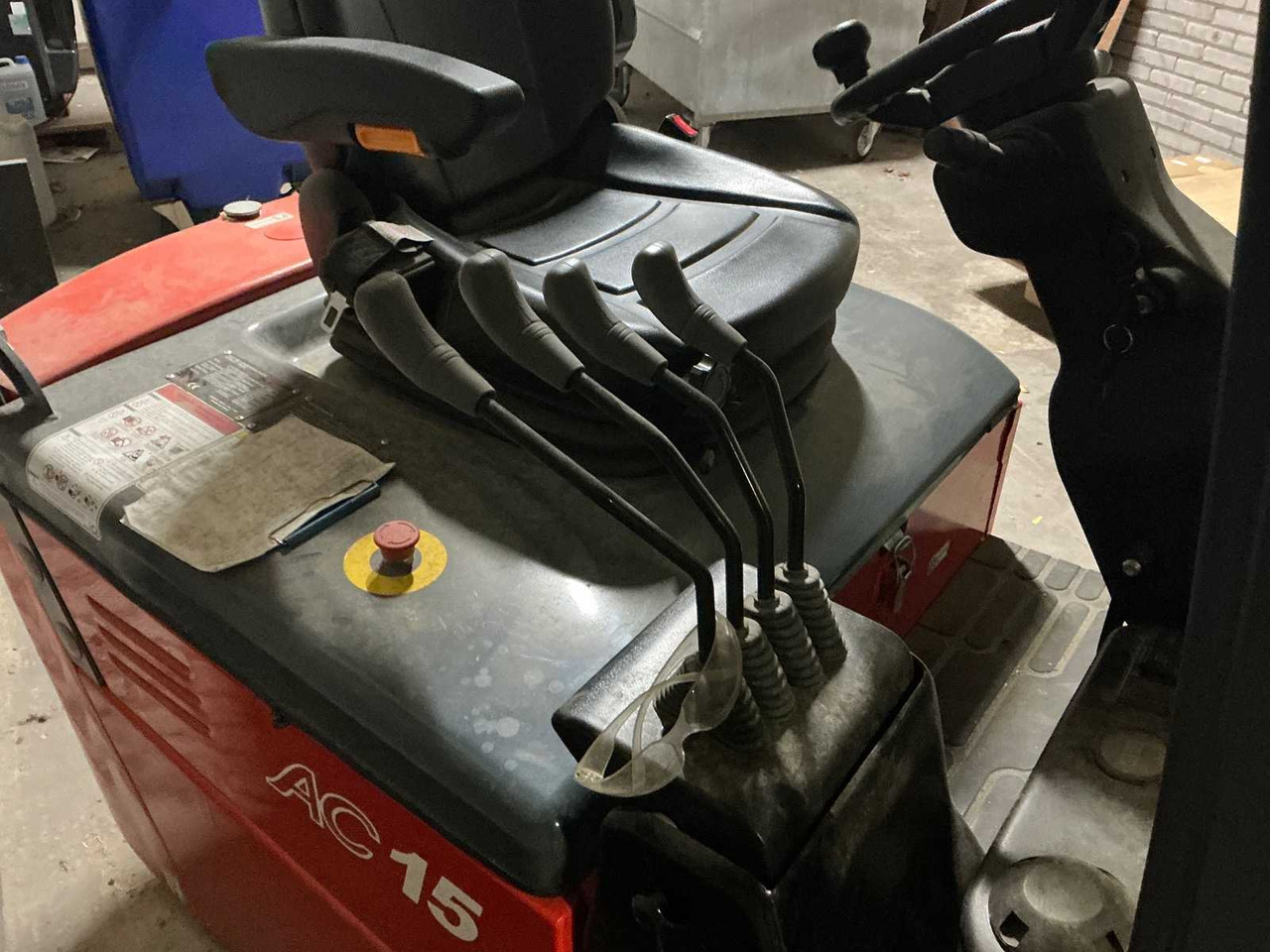 HELI - - FORKLIFT - Carretilla elevadora: foto 4 HELI - - FORKLIFT - Carretilla elevadora: foto 4