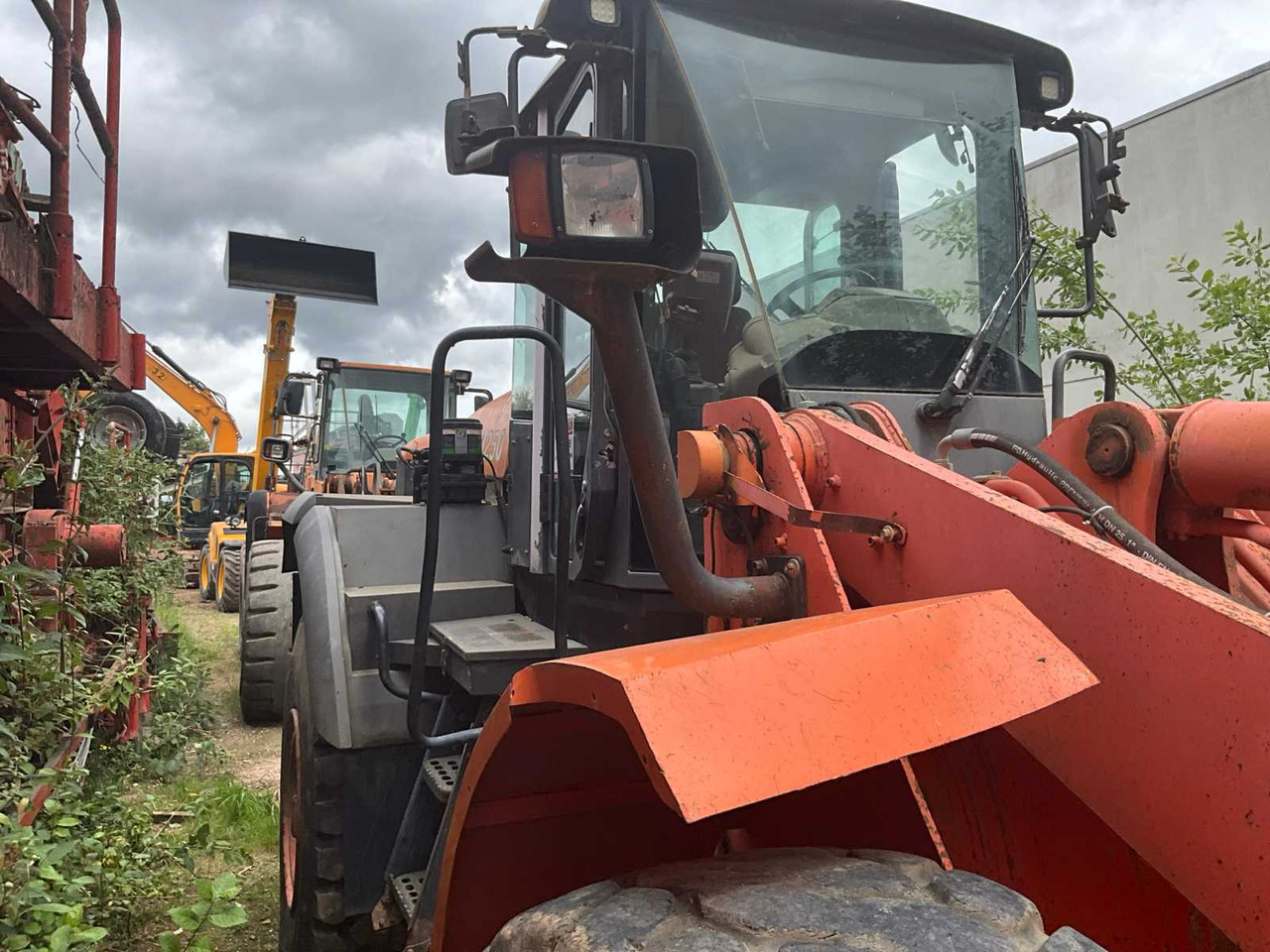 HITACHI ZW250 - Cargadora de ruedas: foto 4 HITACHI ZW250 - Cargadora de ruedas: foto 4