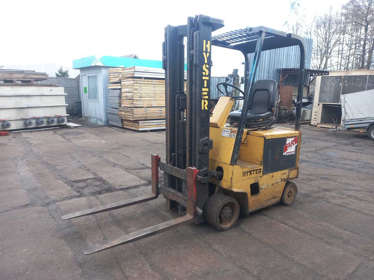 HYSTER 36/4TTM565 FORKLIFT - Carretilla elevadora: foto 2 HYSTER 36/4TTM565 FORKLIFT - Carretilla elevadora: foto 2