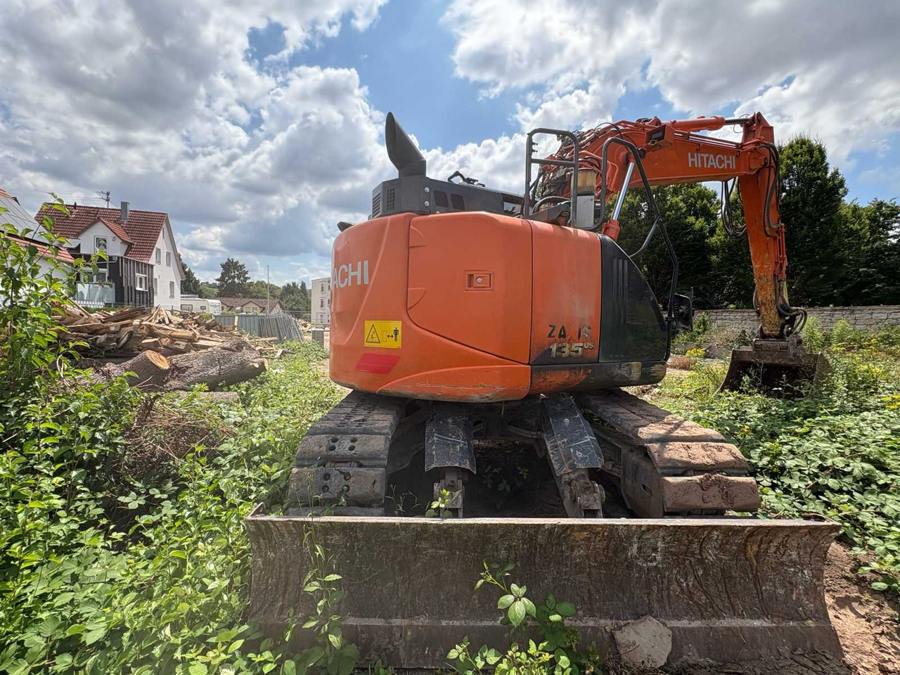 Excavadora de cadenas Hitachi ZX135 US-6: foto 6