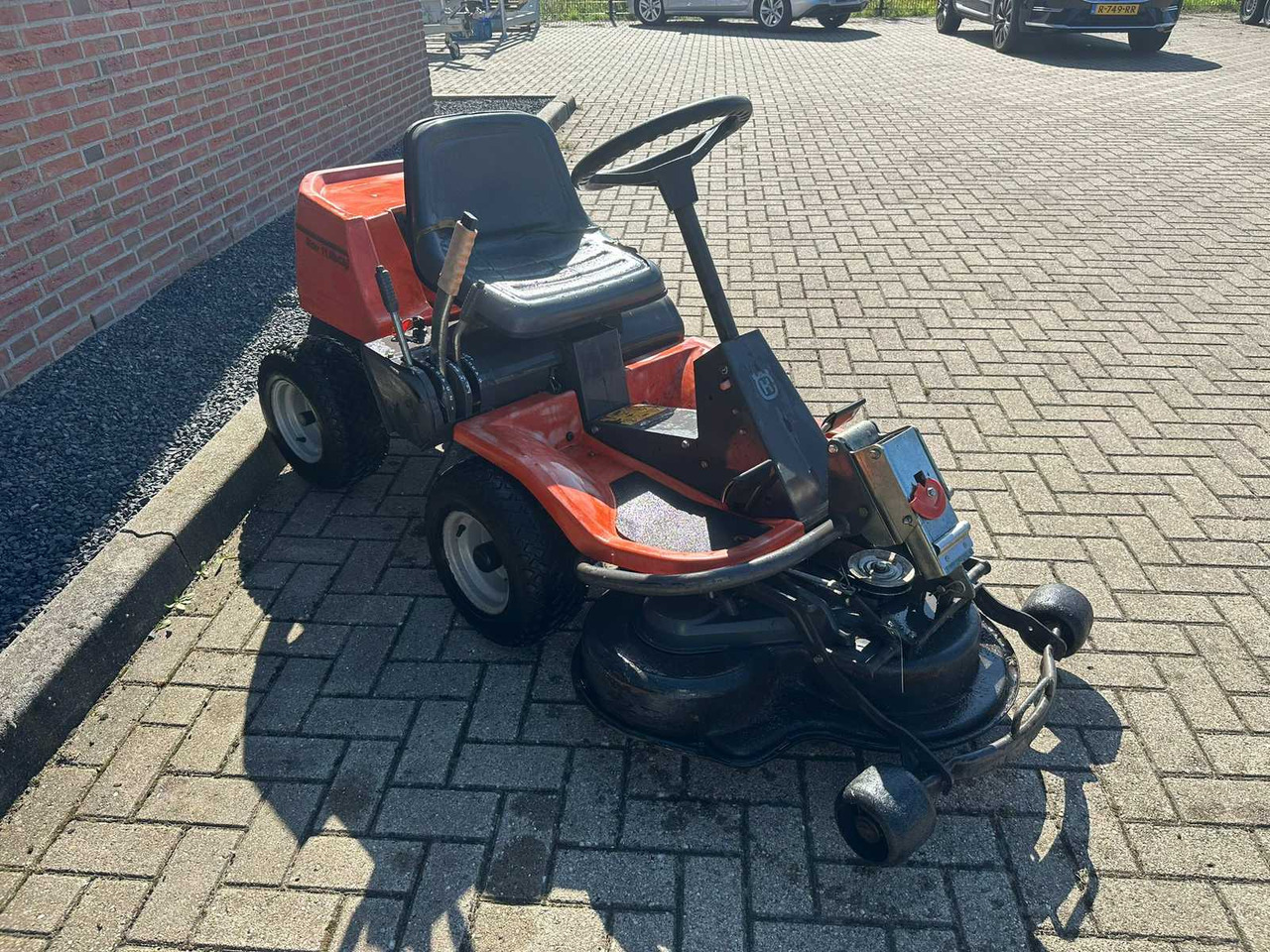 Husqvarna rider 11 - Cortacésped: foto 2 Husqvarna rider 11 - Cortacésped: foto 2