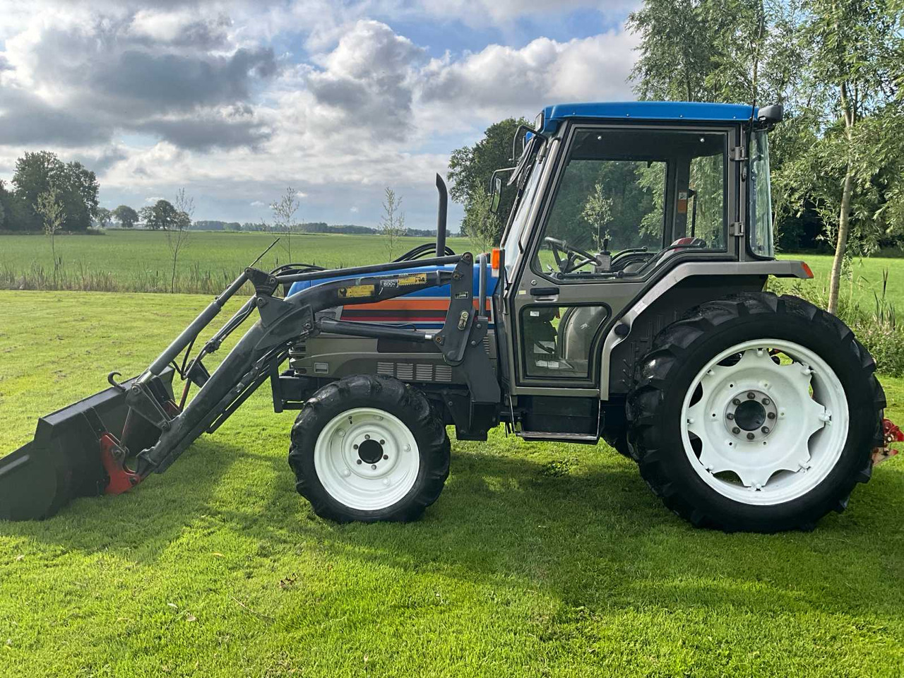 Iseki TF53F - 4WD - Mini tractor: foto 5 Iseki TF53F - 4WD - Mini tractor: foto 5