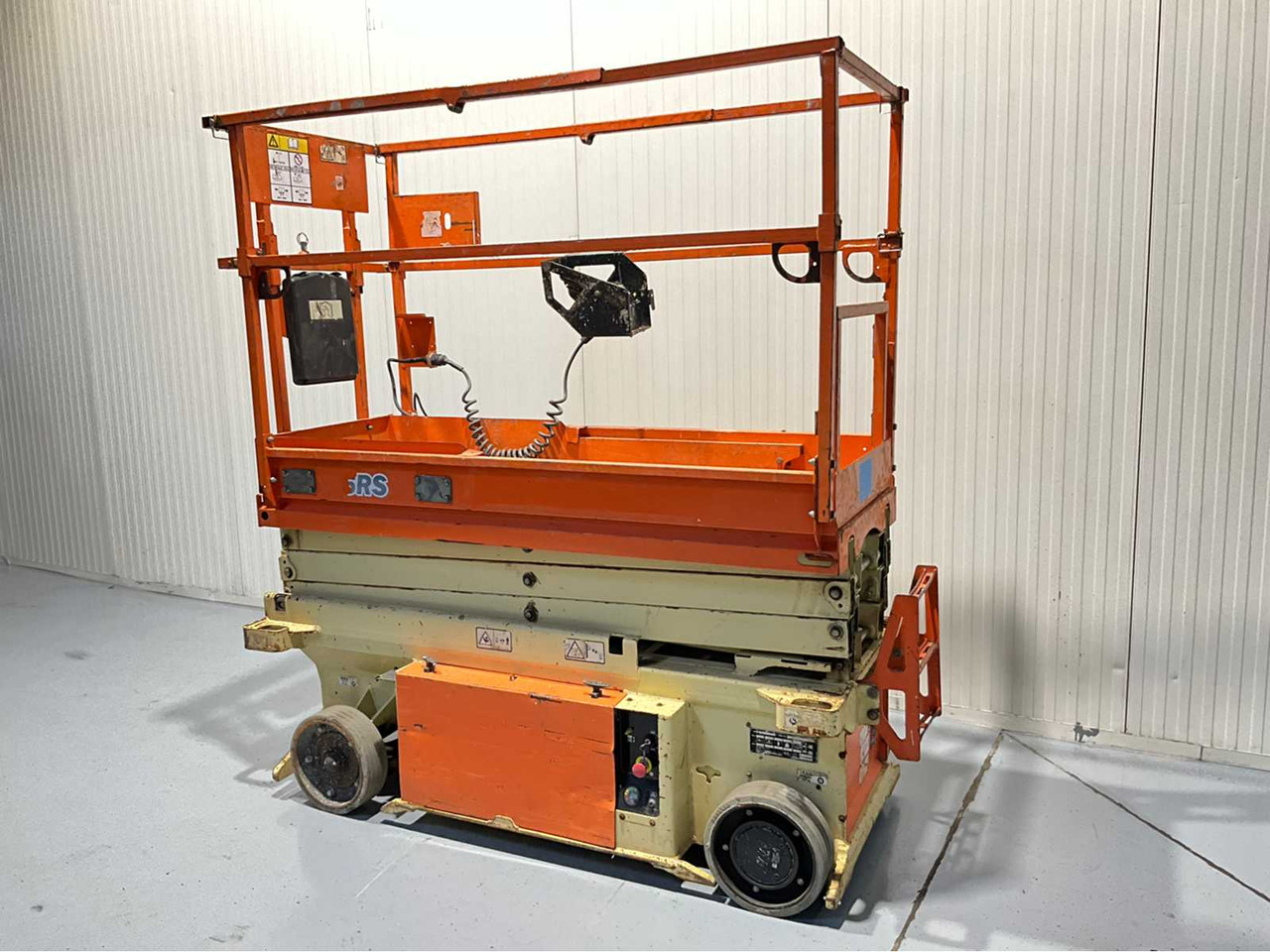 JLG -6RS - AERIAL PLATFORM, BJ. 2015 WORKING HEIGHT 7.8M, EXTENDABLE TO 2.55M - Plataforma elevadora: foto 3 JLG -6RS - AERIAL PLATFORM, BJ. 2015 WORKING HEIGHT 7.8M, EXTENDABLE TO 2.55M - Plataforma elevadora: foto 3