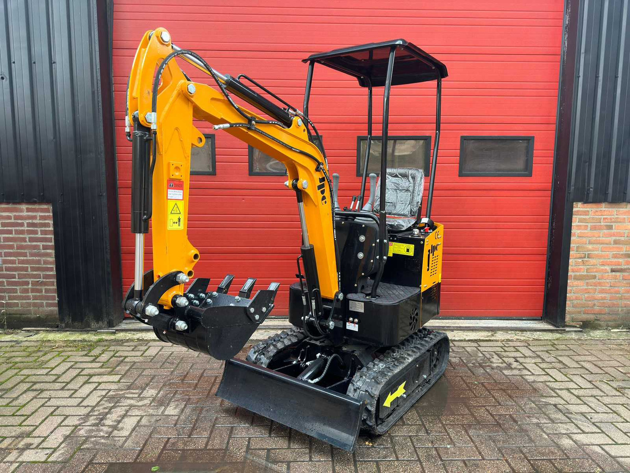 JPC HT12 - Miniexcavadora: foto 3 JPC HT12 - Miniexcavadora: foto 3