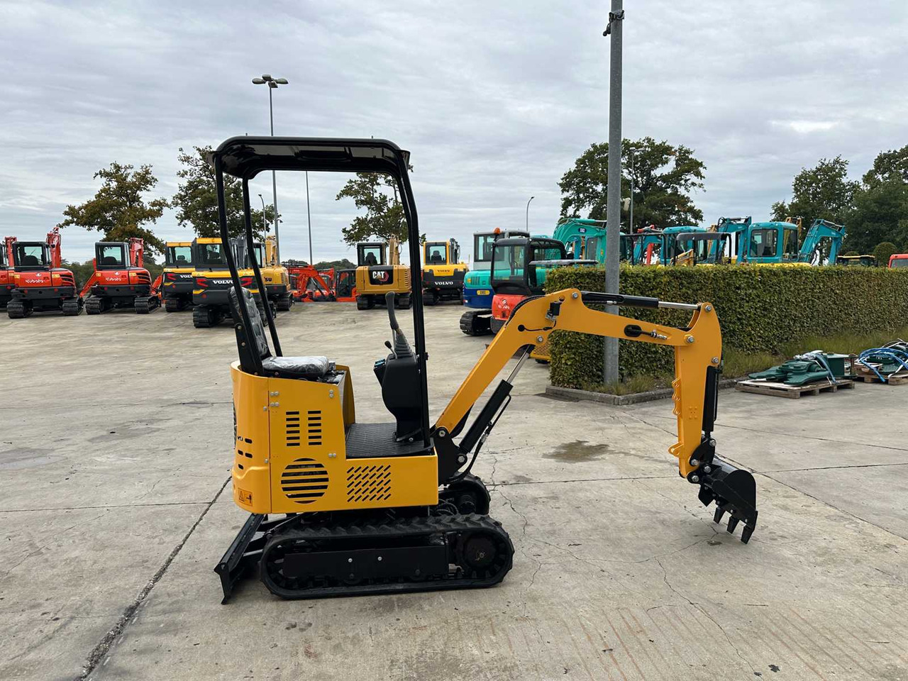 JPC KV12 - Miniexcavadora: foto 3 JPC KV12 - Miniexcavadora: foto 3