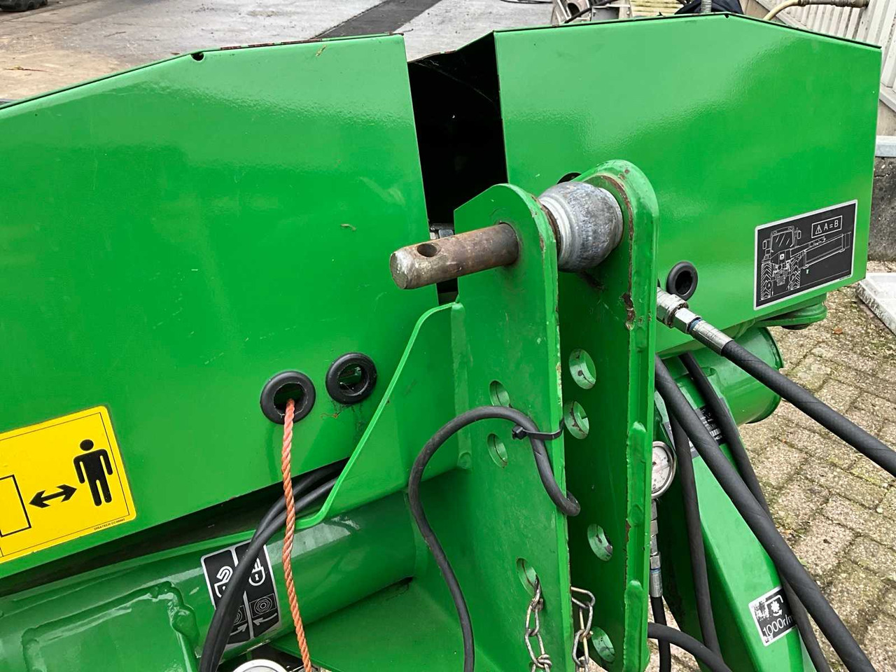 John Deere 331 - Desbrozadora de martillos/ Trituradora: foto 4 John Deere 331 - Desbrozadora de martillos/ Trituradora: foto 4