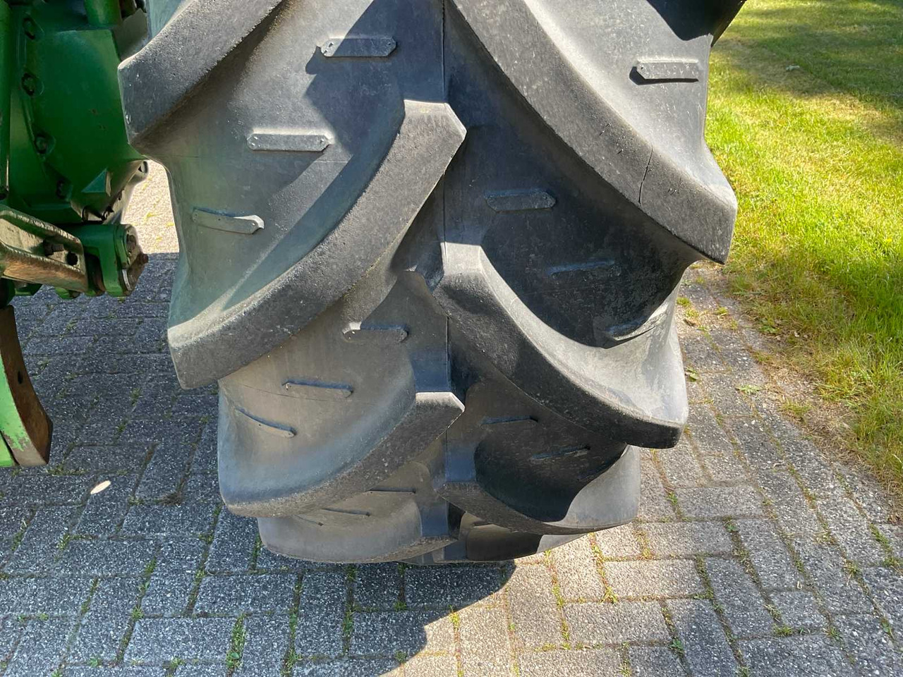 Tractor John Deere 4755: foto 16