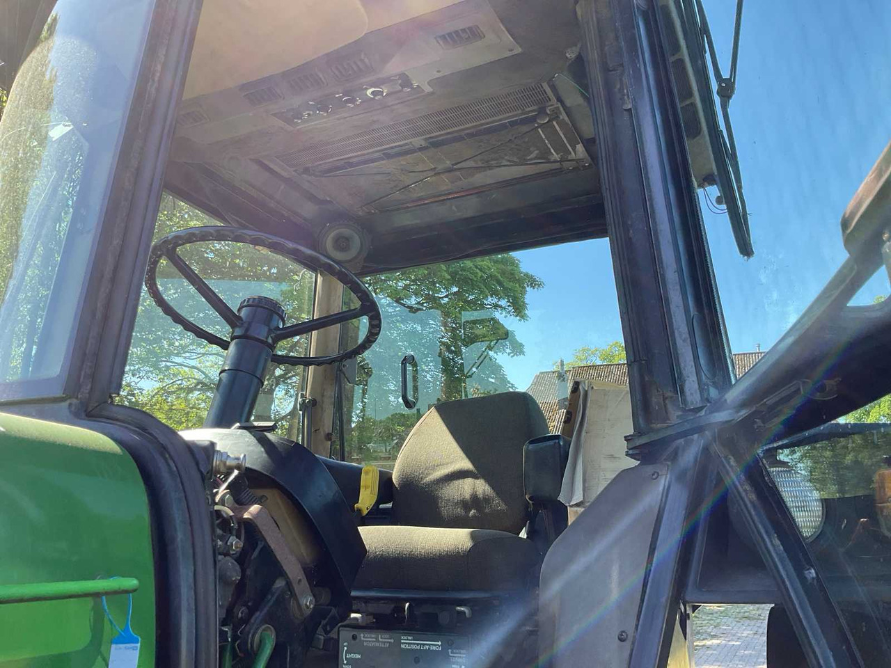 Tractor John Deere 4755: foto 25