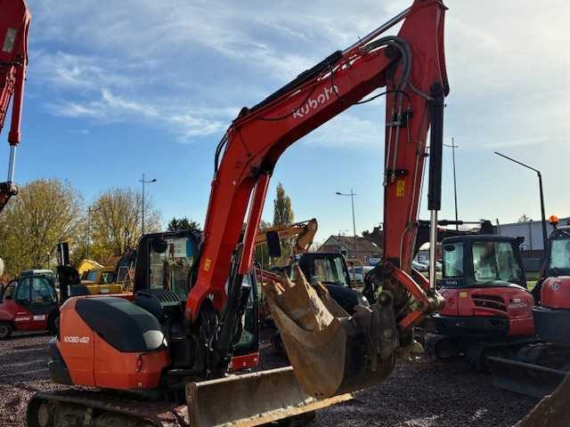 KUBOTA KX 080 MIDI CRAWLER EXCAVATOR 8 TON - Excavadora: foto 1 KUBOTA KX 080 MIDI CRAWLER EXCAVATOR 8 TON - Excavadora: foto 1