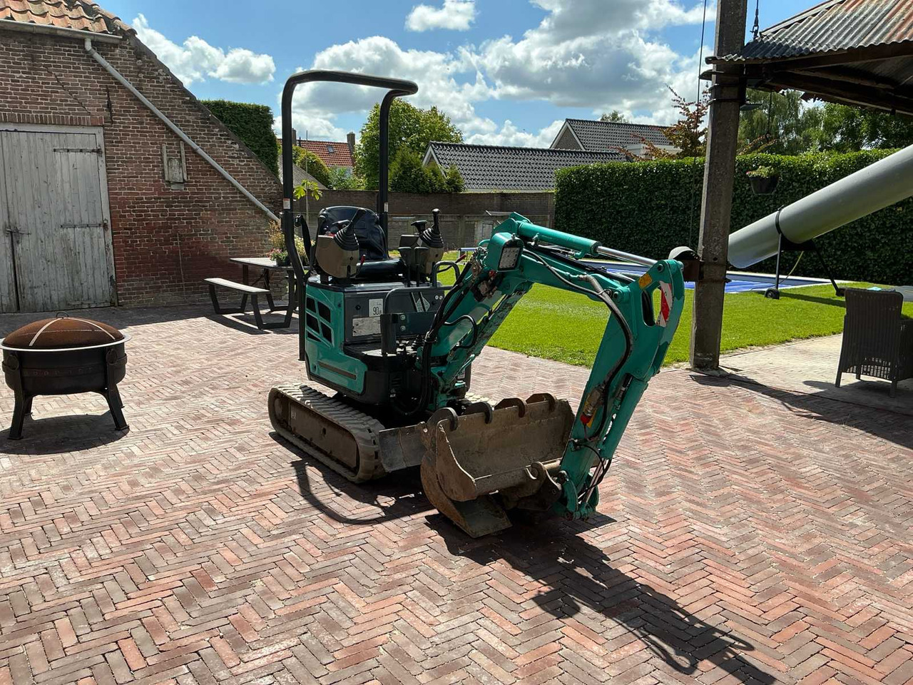 Kobelco SK10SR-2 - Miniexcavadora: foto 3 Kobelco SK10SR-2 - Miniexcavadora: foto 3