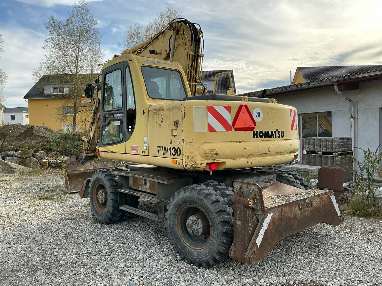 Komatsu 1995 KOMATSU PW 130 GK WHEEL EXCAVATOR - Cargadora de ruedas: foto 3 Komatsu 1995 KOMATSU PW 130 GK WHEEL EXCAVATOR - Cargadora de ruedas: foto 3