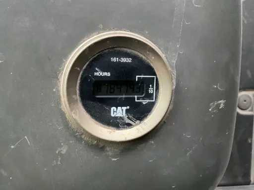 Excavadora de cadenas Komatsu 323D: foto 12
