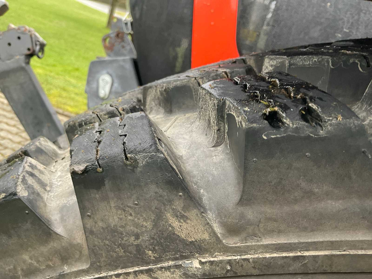 Tractor Kubota 2020 KUBOTA M5111 FOUR WHEEL DRIVE FARM TRACTOR: foto 12