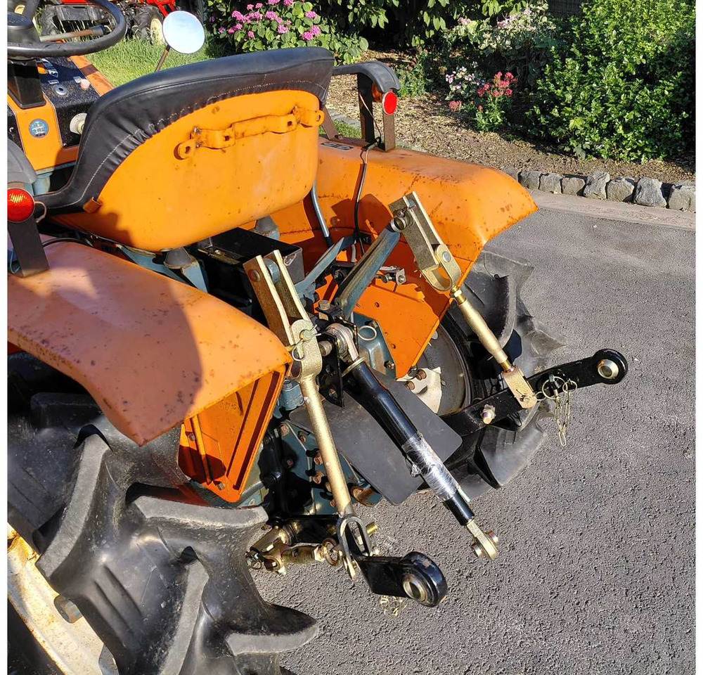 Kubota B1400 - Mini tractor: foto 5 Kubota B1400 - Mini tractor: foto 5