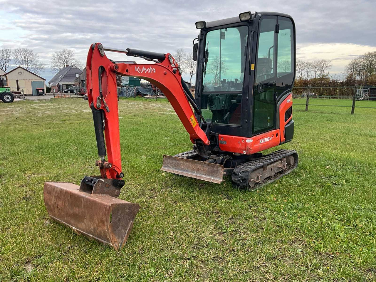 Kubota KX018-4 - Miniexcavadora: foto 2 Kubota KX018-4 - Miniexcavadora: foto 2