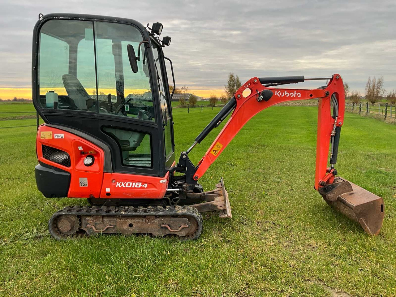 Kubota KX018-4 - Miniexcavadora: foto 5 Kubota KX018-4 - Miniexcavadora: foto 5