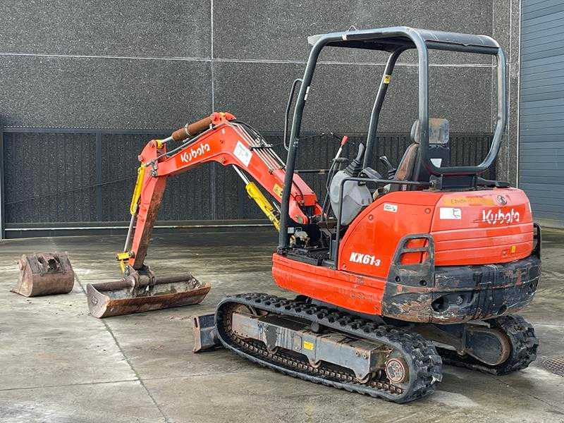 Kubota KX61-3 - Excavadora de cadenas: foto 2 Kubota KX61-3 - Excavadora de cadenas: foto 2