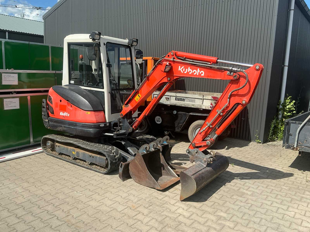 Kubota KX61-3 - Excavadora de cadenas: foto 1 Kubota KX61-3 - Excavadora de cadenas: foto 1