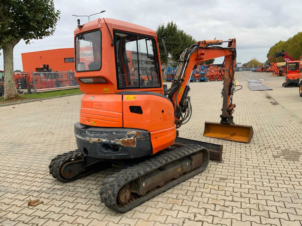 Kubota U35-3A3 - Miniexcavadora: foto 5 Kubota U35-3A3 - Miniexcavadora: foto 5
