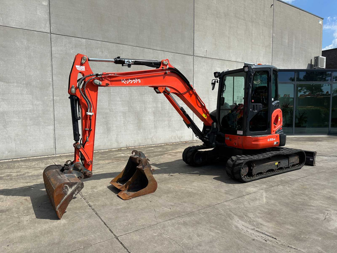 Kubota U55-4 - Excavadora de cadenas: foto 1 Kubota U55-4 - Excavadora de cadenas: foto 1