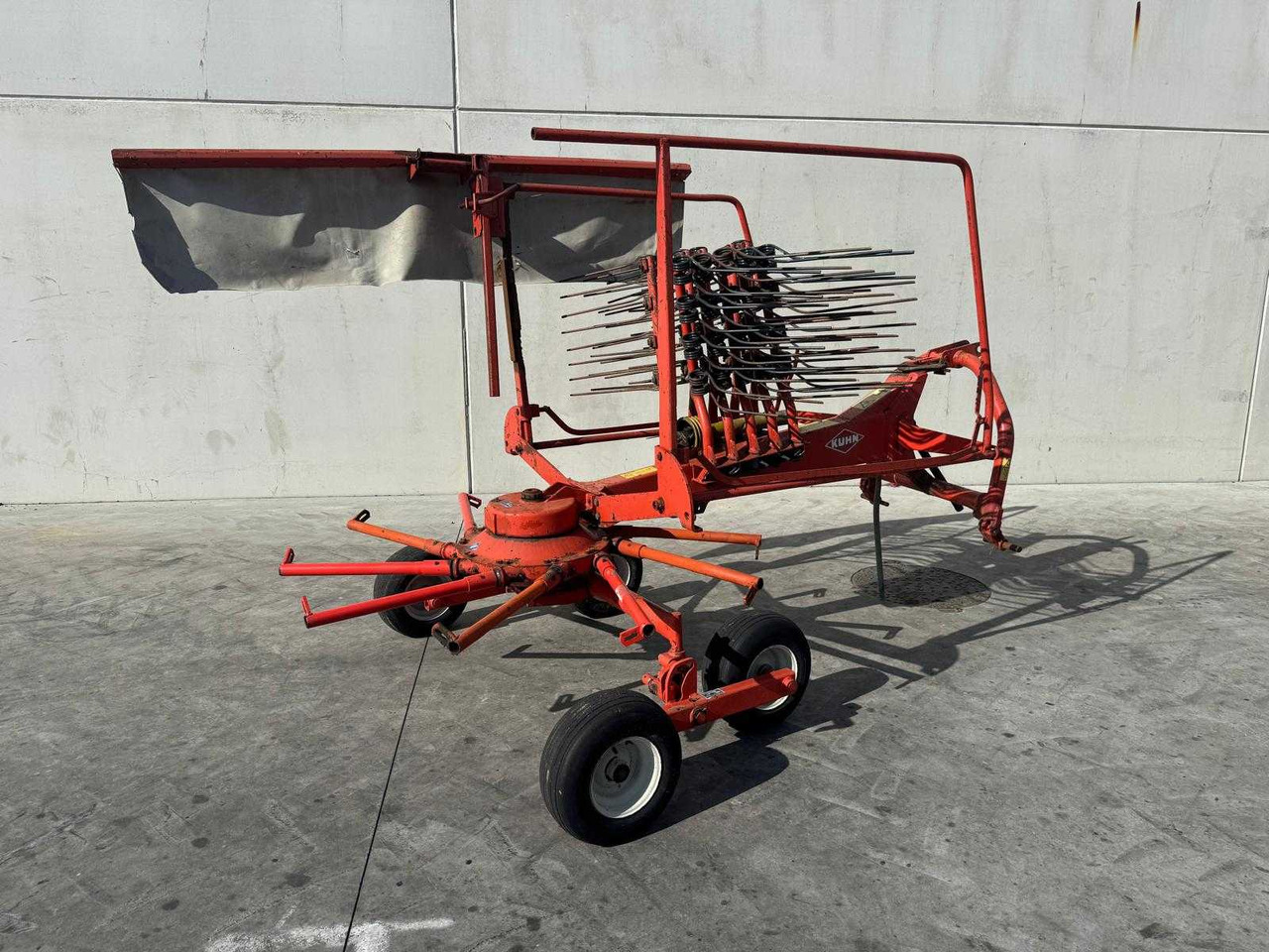 Kuhn GA381 - Maquinaria de henificación: foto 2 Kuhn GA381 - Maquinaria de henificación: foto 2