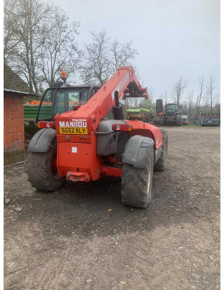 MANITOU - Cargador frontal para tractor: foto 3 MANITOU - Cargador frontal para tractor: foto 3
