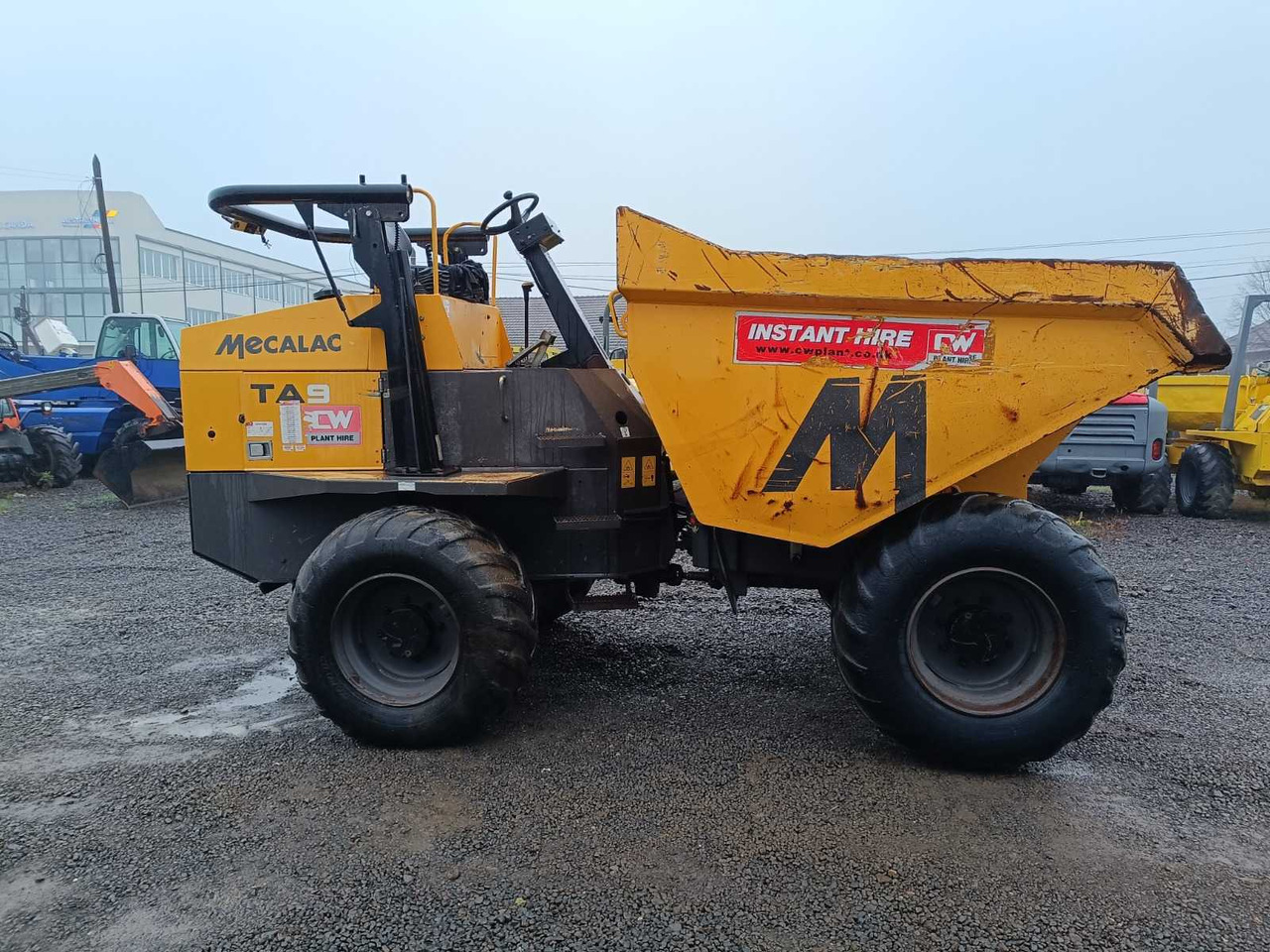MECALAC - ARTICULATED SITE DUMPER - Minidumper: foto 2 MECALAC - ARTICULATED SITE DUMPER - Minidumper: foto 2