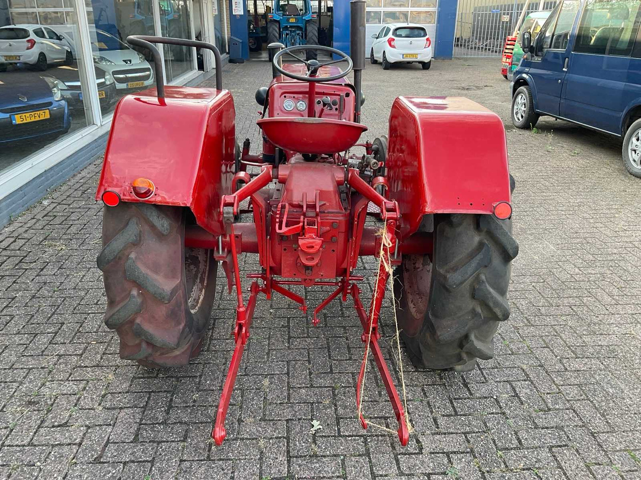 Tractor Mc Cormick International Farmall D-430: foto 6