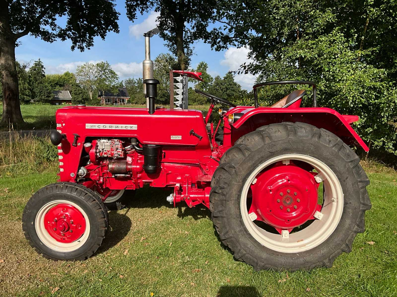 Mc Cormick international D-324 - Tractor: foto 5 Mc Cormick international D-324 - Tractor: foto 5