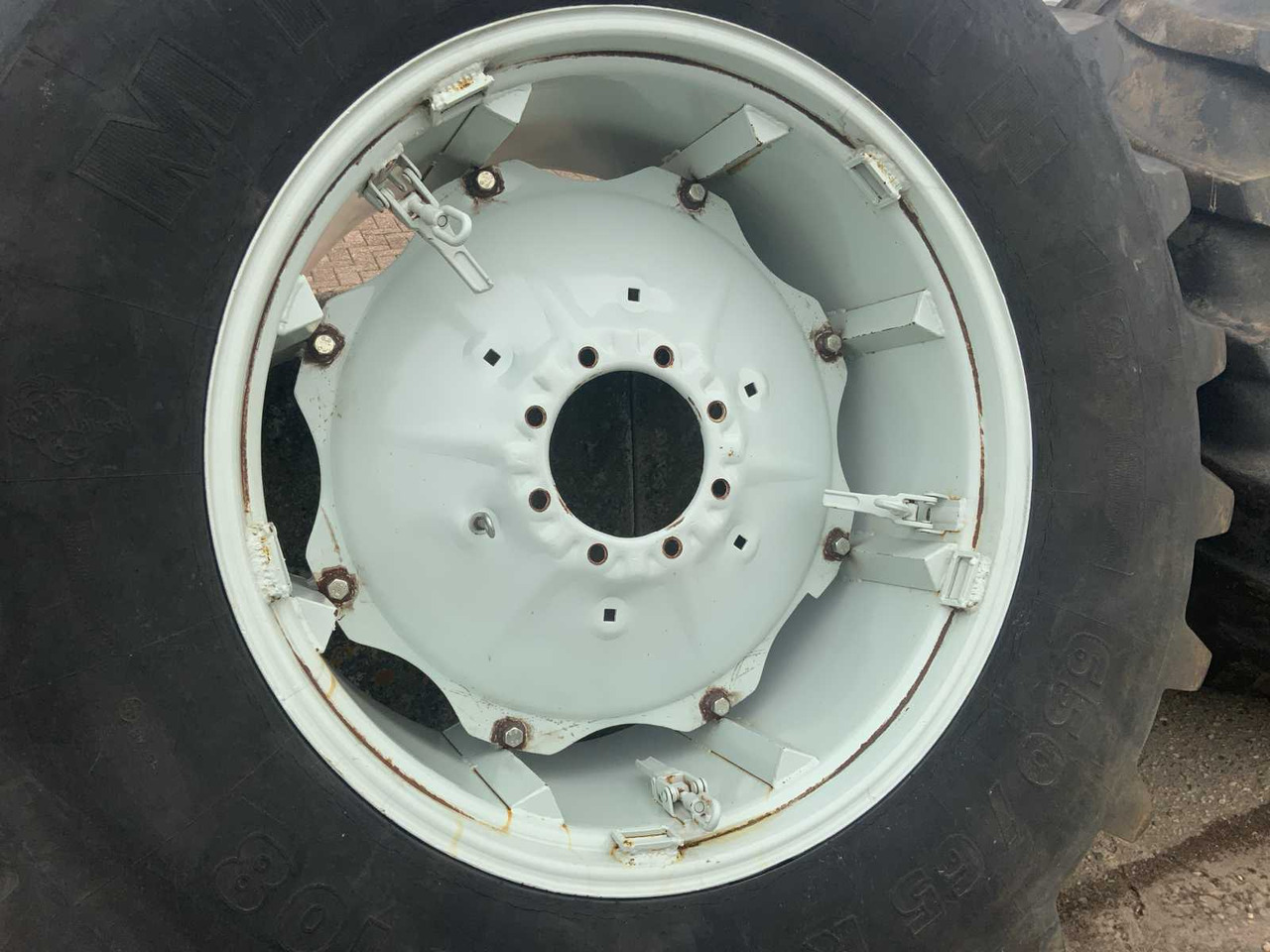 Neumáticos y llantas para Tractor Michelin XM108: foto 7
