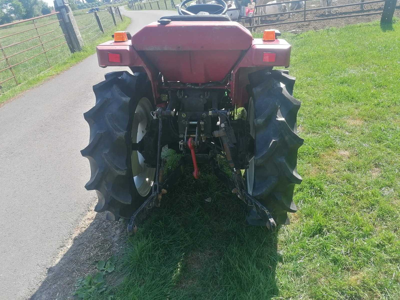 Mitsubishi MT205 - Mini tractor: foto 3 Mitsubishi MT205 - Mini tractor: foto 3