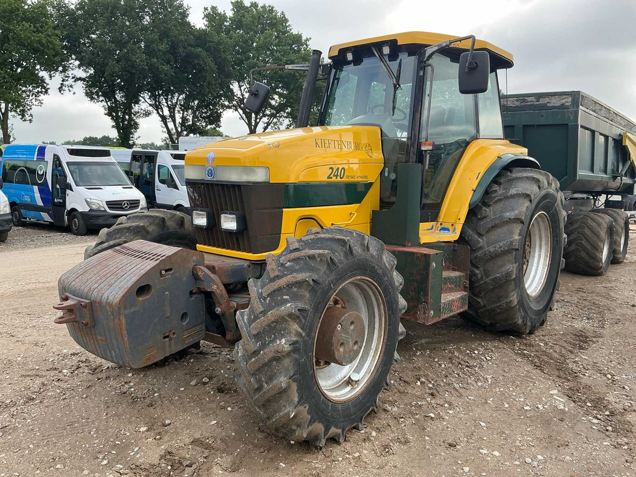 New Holland 8970 - Tractor: foto 1 New Holland 8970 - Tractor: foto 1