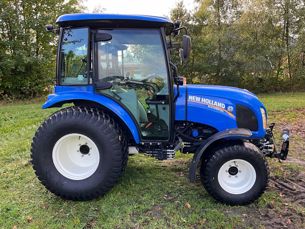 New Holland Boomer 50 - Tractor: foto 5 New Holland Boomer 50 - Tractor: foto 5