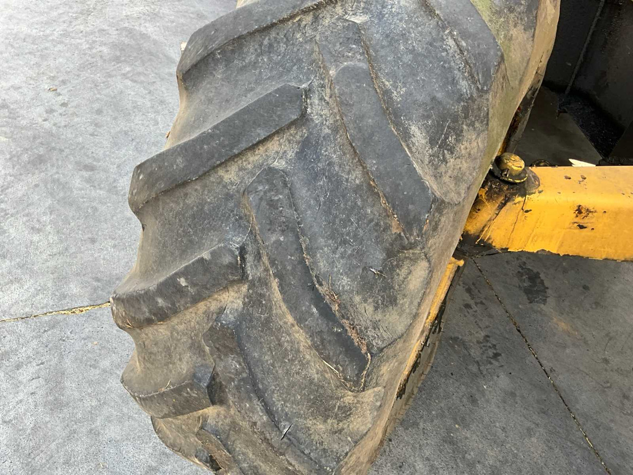 Tractor New Holland FX28: foto 19