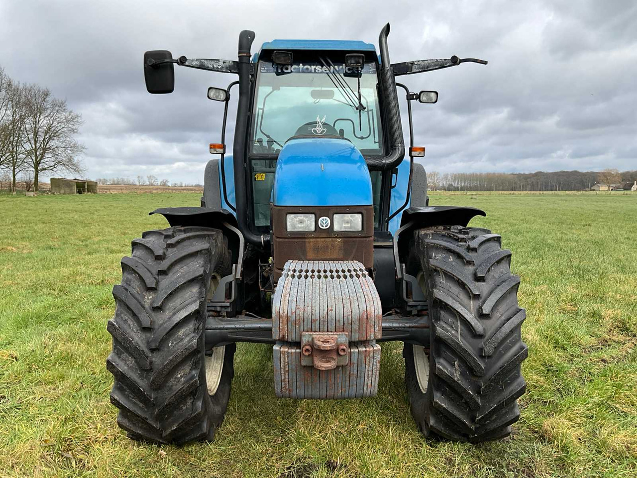 New Holland TS115 - Tractor: foto 2 New Holland TS115 - Tractor: foto 2