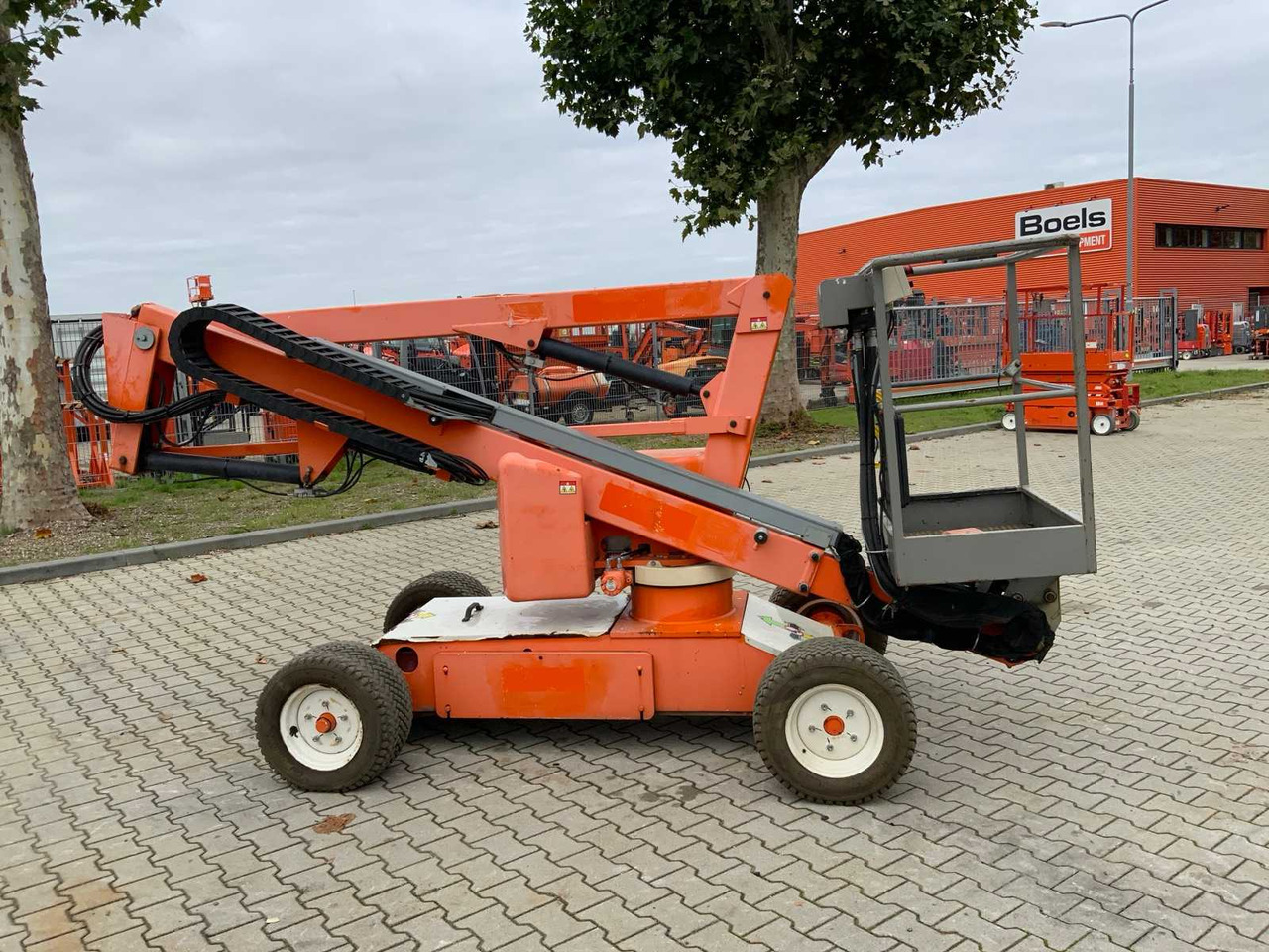 Niftylift Nifty HR12NE - Plataforma elevadora: foto 5 Niftylift Nifty HR12NE - Plataforma elevadora: foto 5