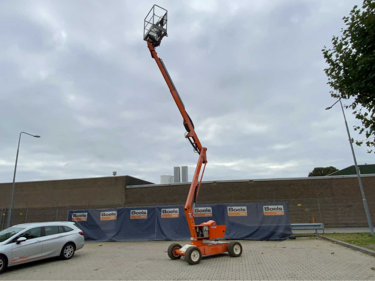 Niftylift Nifty HR12NE - Plataforma elevadora: foto 1 Niftylift Nifty HR12NE - Plataforma elevadora: foto 1