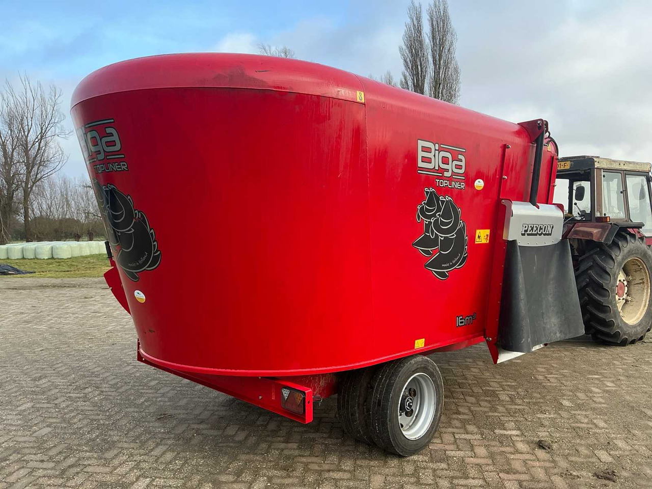 Peecon Biga Topliner 16m3 VMT-160 - Desensiladora: foto 5 Peecon Biga Topliner 16m3 VMT-160 - Desensiladora: foto 5